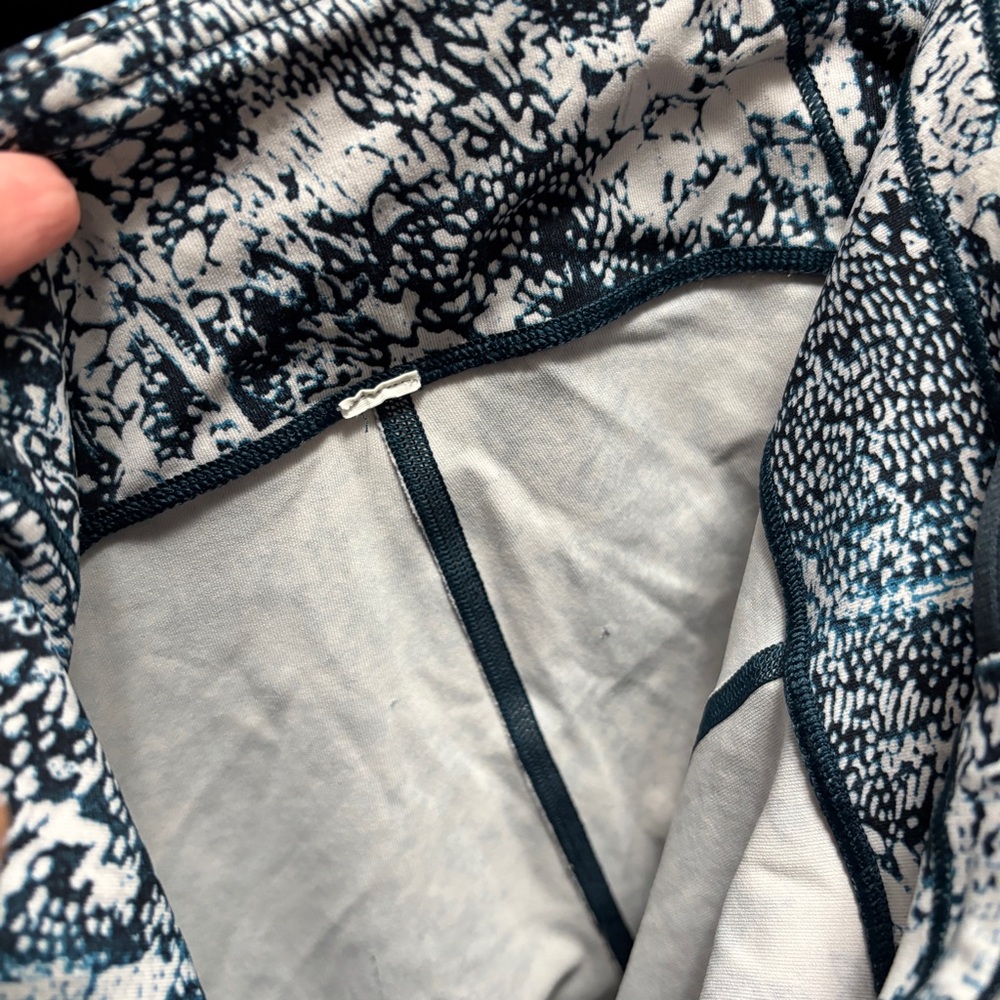 Lululemon Speed Up Tight *Full-On Luxtreme 28"
Wildwood Multi Size 6 - Picture 11 of 11